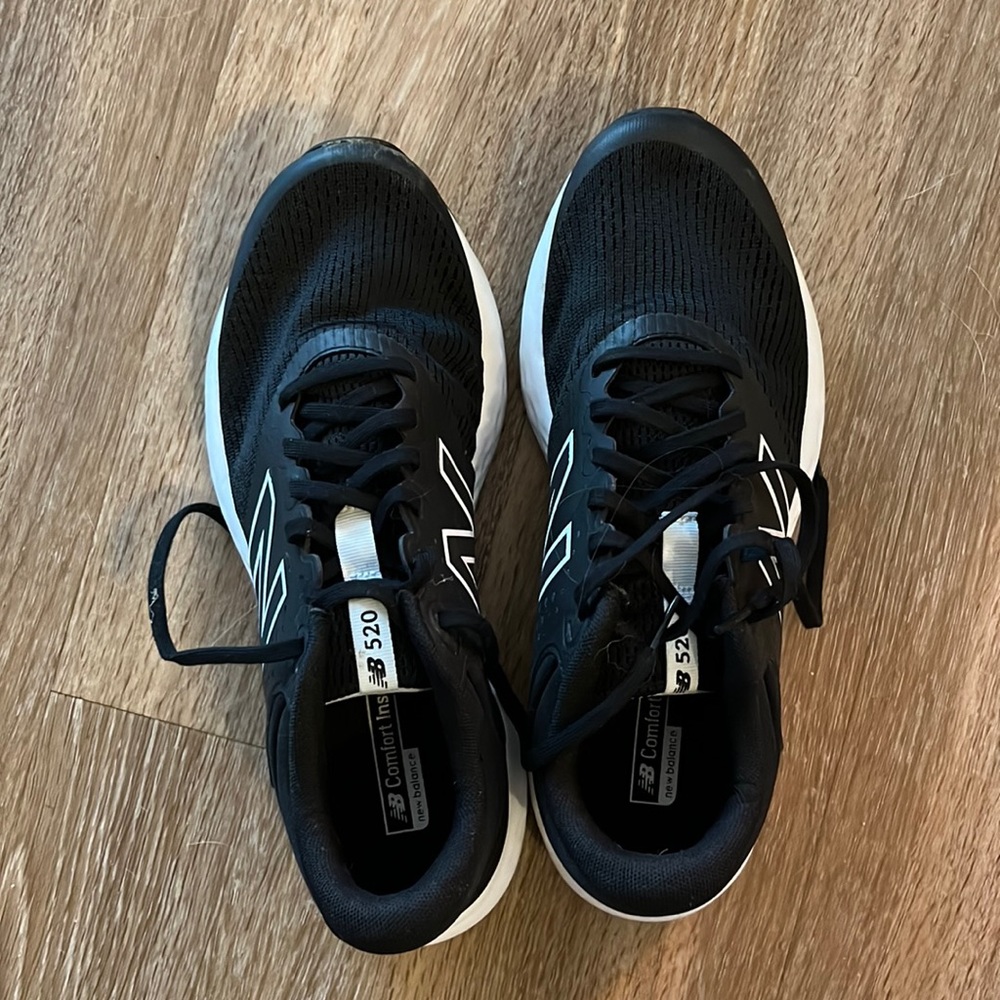 New balance black sneakers